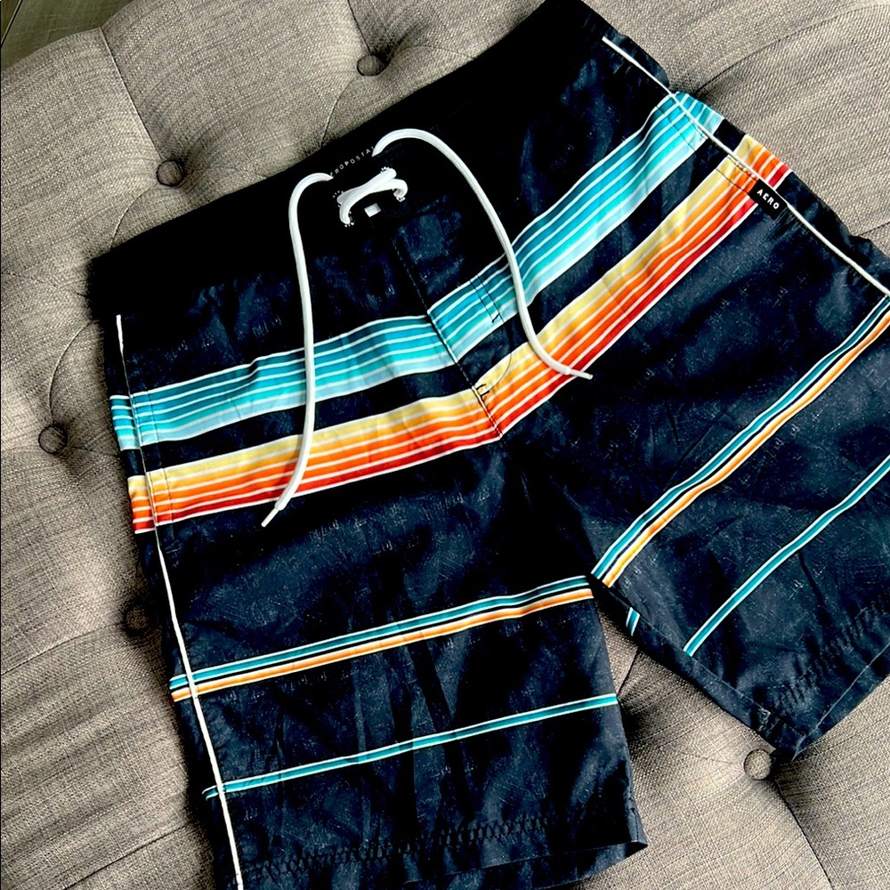 Men's Multicolor Striped Swim Shorts Aéropostale